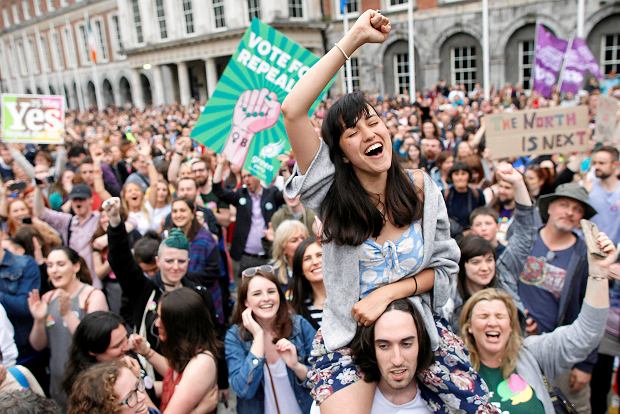 Irlandczycy są za legalizacją aborcji. Czy autorytet Kościoła coraz mniej znaczy w tym państwie?