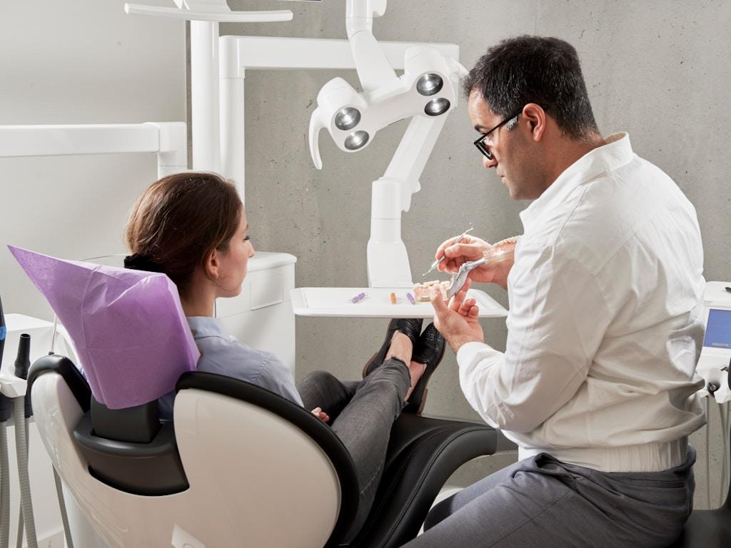 W jaki sposób może nam pomóc profesjonalny dentysta?